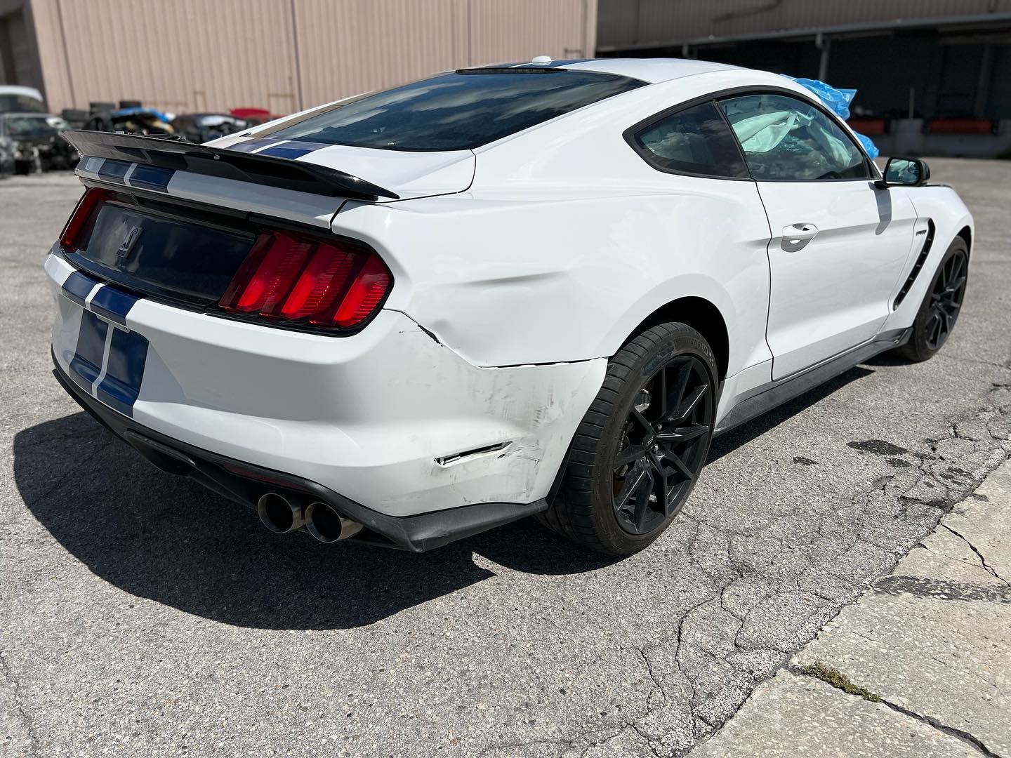 2018 Ford Mustang Shelby GT350 - Image 2